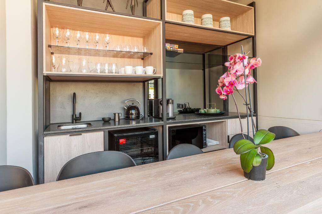 Apartment Urban Utopia In The Heart Of The East